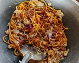 Foto langkah ke 3 dari resep 400. Mie Gomak Goreng khas Sumatra Utara.