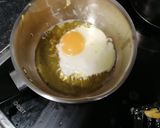 A picture of step 2 of Cheesy red pesto egg toasties.