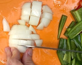 Foto del paso 2 de la receta: Arroz caldoso de pollo con verduras