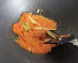 Foto langkah ke 1 dari resep Kue Panada Isi Ayam Pedas.