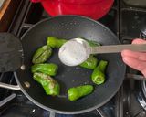 A picture of step 3 of Japanese style padron peppers with soy sauce and sugar 🫑 - Batch cooking idea 💡.