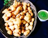A picture of step 5 of Moong Dal Fritters.