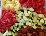 Füstös cukkinis lecsó, kapros nokedlivel recept fázis 2 fotója