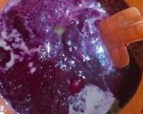 Foto langkah ke 2 dari resep Pancake buah naga HOT.