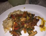 Foto del paso 5 de la receta: Salteado de pollo y verduras con arroz frito