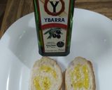 Foto del paso 3 de la receta: Crostinis de jamón serrano, pera y miel