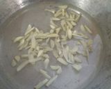 लहसुन खीर (Garlic Kheer Recipe In Hindi) रेसिपी चरण 2 फोटो
