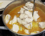Foto del paso 5 de la receta: Tintorera en salsa con langostinos
