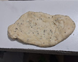 Foto del paso 5 de la receta: Pan de semillas con sal de albahaca
