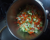 Foto del paso 2 de la receta: Potaje de acelgas, judías pintas y verduras en olla presión