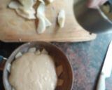 Foto del paso 3 de la receta: Bizcochuelo con manzanas 🍎