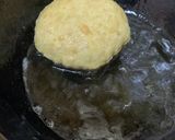 A picture of step 4 of Matar Puri.