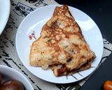 Hình bước làm 2 của món Trứng chiên nấm rơm hành tây