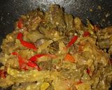 Foto langkah ke 5 dari resep Oseng Paru Sapi.