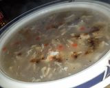 A picture of step 4 of Chicken corn soup.