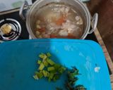 Foto langkah ke 3 dari resep Sop Ayam Daging Bakso Simpel.