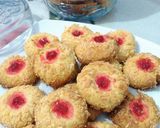 Foto langkah ke 9 dari resep Strawberry Chesse Tumbprint Cookies (#pr_kuekering).