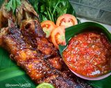 Foto langkah ke 5 dari resep Lele Bakar Kecap.