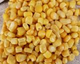 A picture of step 1 of My Buttered Sweetcorn and peas sidedish. 😘.