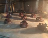 Gambar langkah 8 resipi Gluten-free Double Chocolate Chunks Soft Cookies.