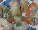 Foto langkah ke 4 dari resep Vietnam Spring Roll.