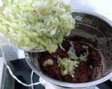 A picture of step 4 of Eggless Butterless Bottle Gourd Cocoa Cake.