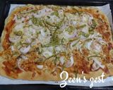 A picture of step 4 of Family style Rectangular Pizza.