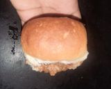 A picture of step 6 of Cheese dabeli.