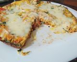 Foto del paso 5 de la receta: Tortilla de zanahoria y tomate con queso.