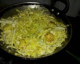 पत्ता गोभी और आलू की सब्जी (Patta gobhi aur aloo ki sabzi recipe in Hindi) रेसिपी चरण 1 फोटो
