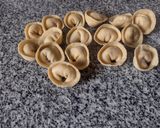 Foto del paso 9 de la receta: Capellettis de verdura, ricota y nuez de Bigote cocina