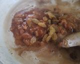 A picture of step 4 of Sattu halwa.