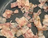 Domowe risotto z pieczarkami i wędzonym boczkiem krok przepisu 2 zdjęcie