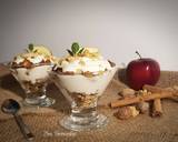 Trifle (Τράιφλ) με μήλο, γιαούρτι, μέλι και κανέλα φωτογραφία βήματος 7