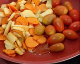 Foto del paso 1 de la receta: Caballa con ensalada