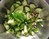ફણગાવેલા મગ અને વેજીટેબલ સલાડ (Fangavela Moong Vegetable Salad Recipe In Gujarati) રેસીપી સ્ટેપ3ફોટો
