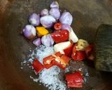 Foto langkah ke 1 dari resep Sate lilit khas Bali.