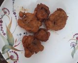 A picture of step 5 of Brinjal bajji.