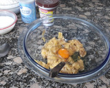 Foto del paso 1 de la receta: Muffins de banana rellenos de dulce de leche