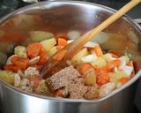 Gombás burgonyaleves recept fázis 2 fotója