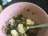 Rissoles Mayo dengan keju Dan sosis