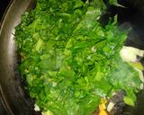 Foto del paso 2 de la receta: Budín de pollo y acelga