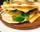 Foto del paso 4 de la receta: Quesadillas Extra Grande en Pan Árabe