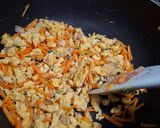 Foto langkah ke 3 dari resep Mie Goreng Spesial.