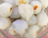 A picture of step 1 of Litchi Lemonade.