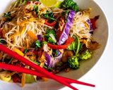 A picture of step 5 of Gluten-Free Pad Thai with Vegetables and Peanut Soy Sauce 🥜.