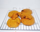 Foto langkah ke 5 dari resep GOOEY Choco Chip Soft Cookies.