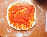 Hình bước làm 3 của món Pizza đế giòn