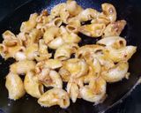 A picture of step 2 of Pizzta (pasta pizza).