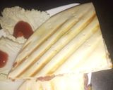 A picture of step 3 of Vegetables pizza pockets.